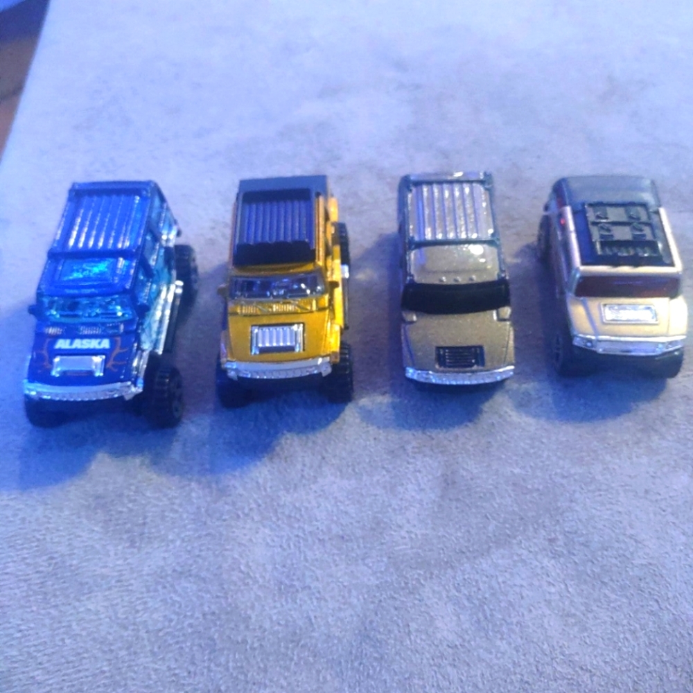 Hot Wheels Hummer lot